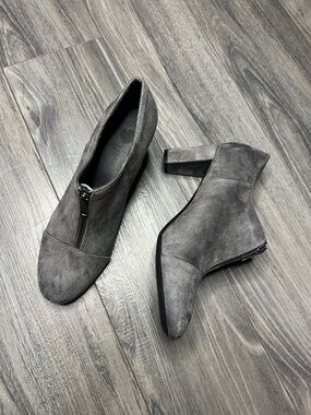 AEROSOLES Gray Suede Zipper Block Heel Ankle Booties